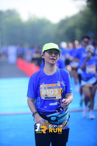 Race photo from Isoplus Run 2024 Surabaya