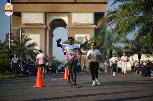 Race photo from Kediri Half Marathon 2024