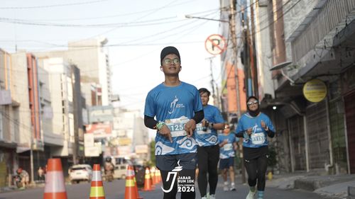 Race photo from Jabar Run 10K 2024
