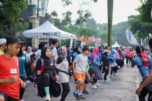 Race photo from NU SKIN RUNNING CLUB