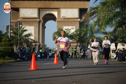 Race photo from Kediri Half Marathon 2024