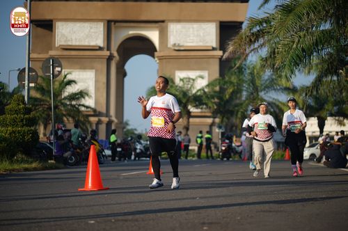 Race photo from Kediri Half Marathon 2024