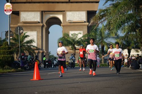Race photo from Kediri Half Marathon 2024