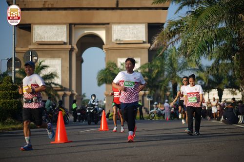 Race photo from Kediri Half Marathon 2024