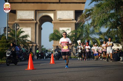 Race photo from Kediri Half Marathon 2024