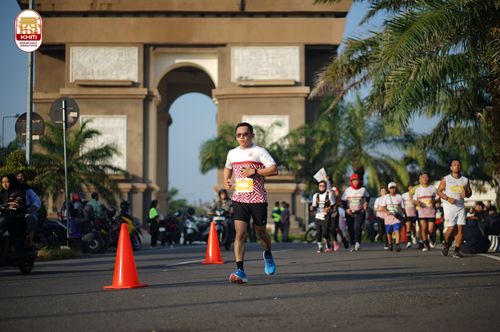 Race photo from Kediri Half Marathon 2024