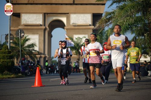 Race photo from Kediri Half Marathon 2024