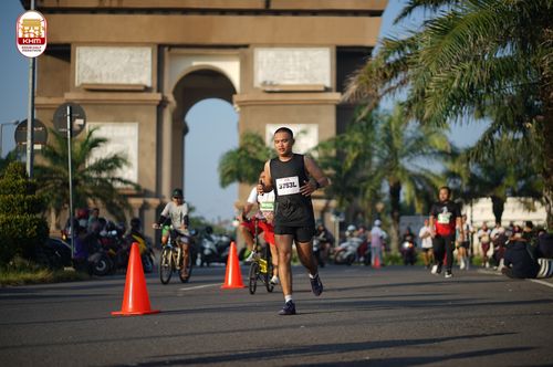 Race photo from Kediri Half Marathon 2024