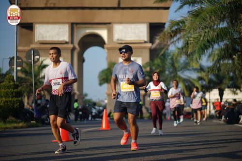 Race photo from Kediri Half Marathon 2024