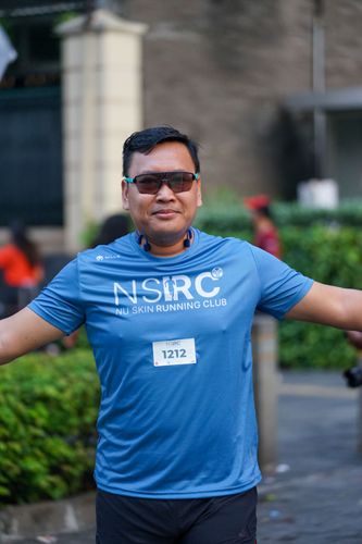 Race photo from NU SKIN RUNNING CLUB