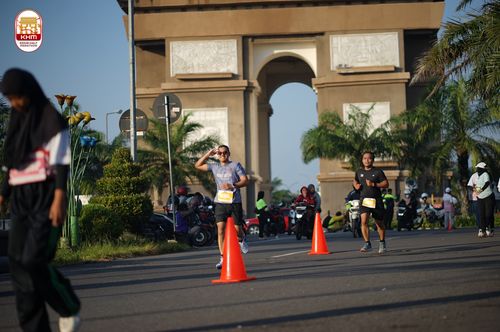 Race photo from Kediri Half Marathon 2024
