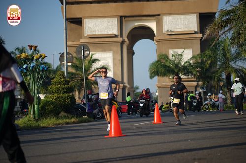 Race photo from Kediri Half Marathon 2024