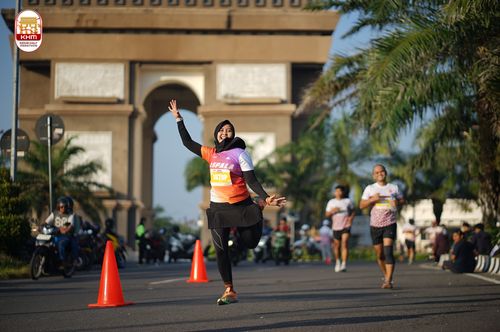 Race photo from Kediri Half Marathon 2024