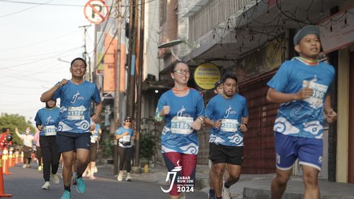 Race photo from Jabar Run 10K 2024