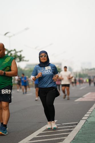 Race photo from NU SKIN RUNNING CLUB
