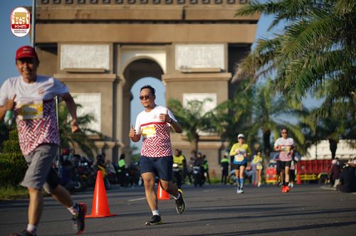 Race photo from Kediri Half Marathon 2024