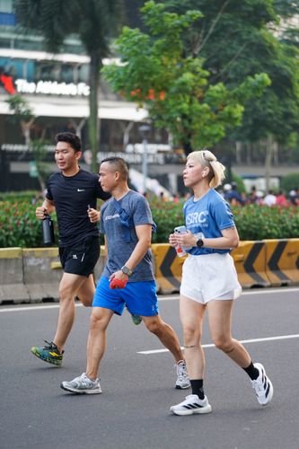 Race photo from NU SKIN RUNNING CLUB