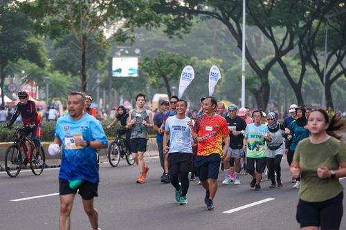 Race photo from NU SKIN RUNNING CLUB