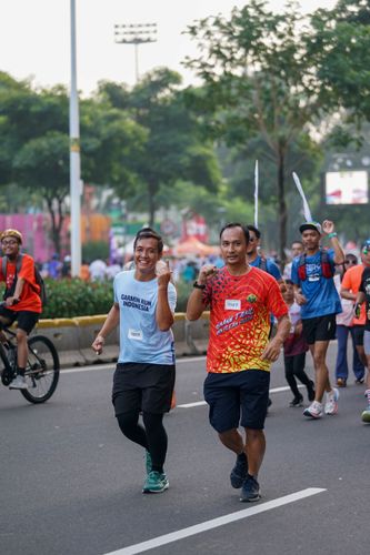 Race photo from NU SKIN RUNNING CLUB