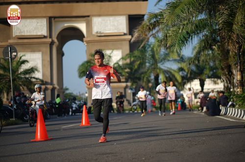 Race photo from Kediri Half Marathon 2024