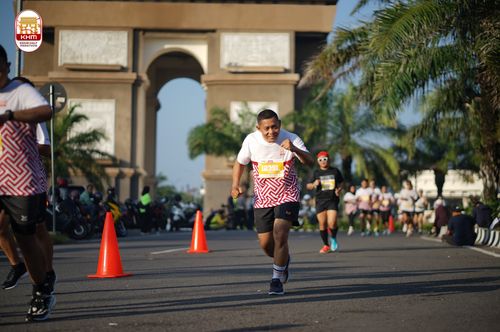Race photo from Kediri Half Marathon 2024
