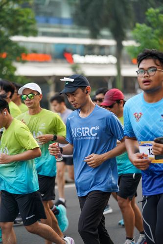 Race photo from NU SKIN RUNNING CLUB