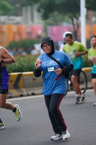 Race photo from NU SKIN RUNNING CLUB