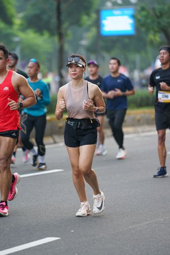 Race photo from NU SKIN RUNNING CLUB