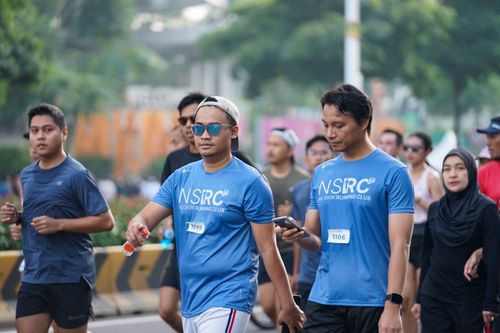 Race photo from NU SKIN RUNNING CLUB