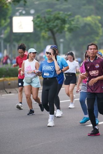 Race photo from NU SKIN RUNNING CLUB