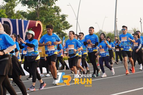 Race photo from ISOPLUS RUN 2025 - JAKARTA