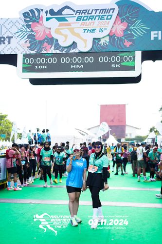 Race photo from Arutmin Borneo Run 2024