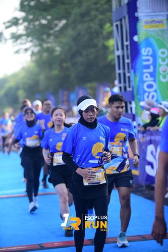 Race photo from Isoplus Run 2024 Surabaya