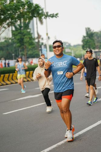 Race photo from NU SKIN RUNNING CLUB