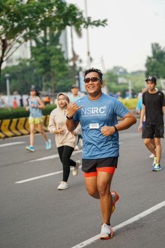Race photo from NU SKIN RUNNING CLUB