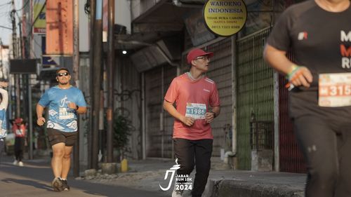 Race photo from Jabar Run 10K 2024
