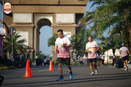 Race photo from Kediri Half Marathon 2024