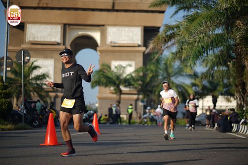 Race photo from Kediri Half Marathon 2024