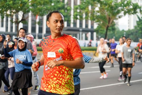 Race photo from NU SKIN RUNNING CLUB