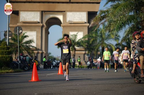 Race photo from Kediri Half Marathon 2024