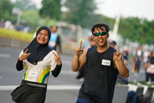 Race photo from NU SKIN RUNNING CLUB