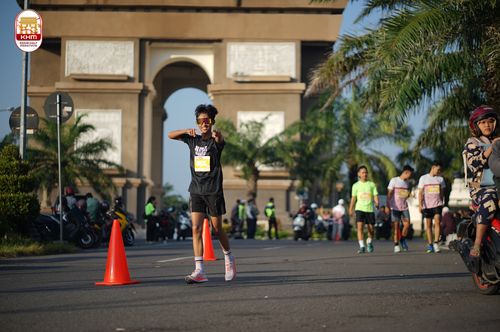 Race photo from Kediri Half Marathon 2024