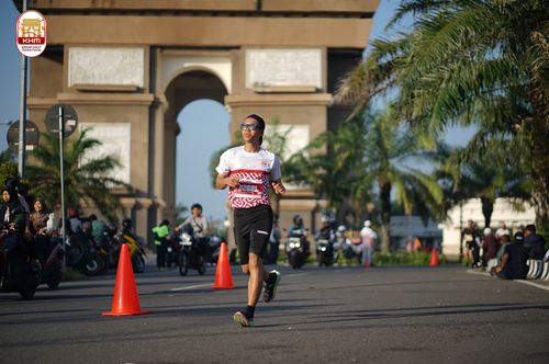 Race photo from Kediri Half Marathon 2024