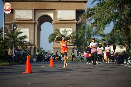 Race photo from Kediri Half Marathon 2024