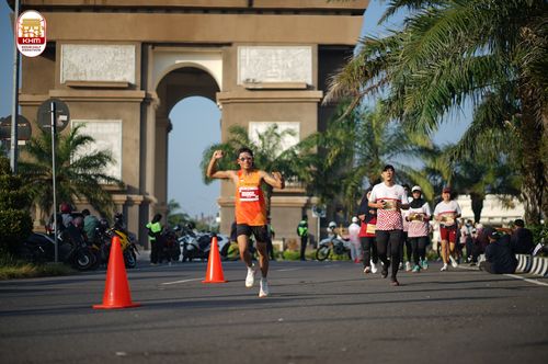 Race photo from Kediri Half Marathon 2024