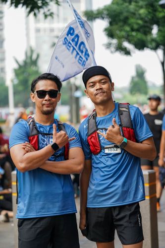 Race photo from NU SKIN RUNNING CLUB