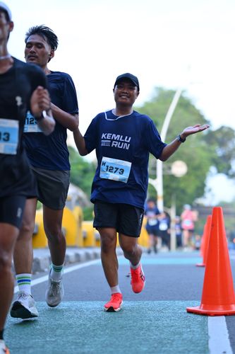 Race photo from KEMLU RUN 2025