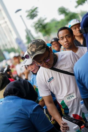 Race photo from NU SKIN RUNNING CLUB