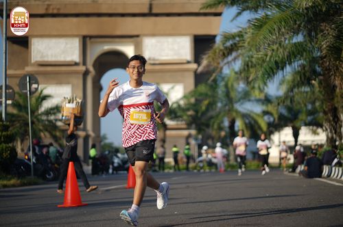 Race photo from Kediri Half Marathon 2024