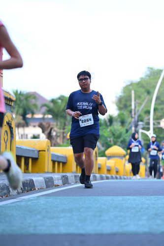 Race photo from KEMLU RUN 2025